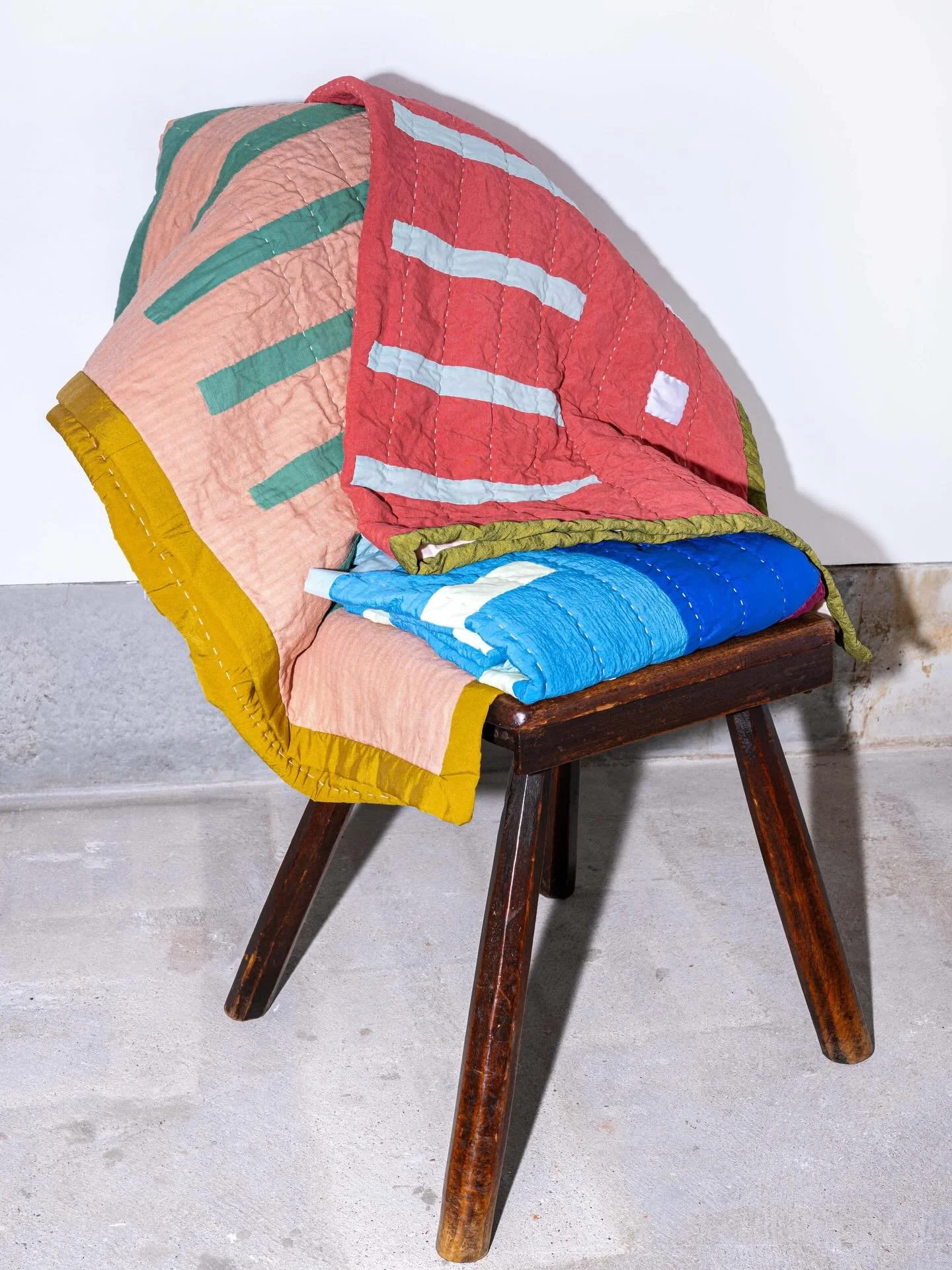 Textile quilts by Rapha&euml;lle Doineau. Every handcrafted piece selected for our small editions carries its own provenance and the distinct voice of the crafter.

Singular pieces available at craftersoftoday.com

Photos by Ad&egrave;le Violette

#T