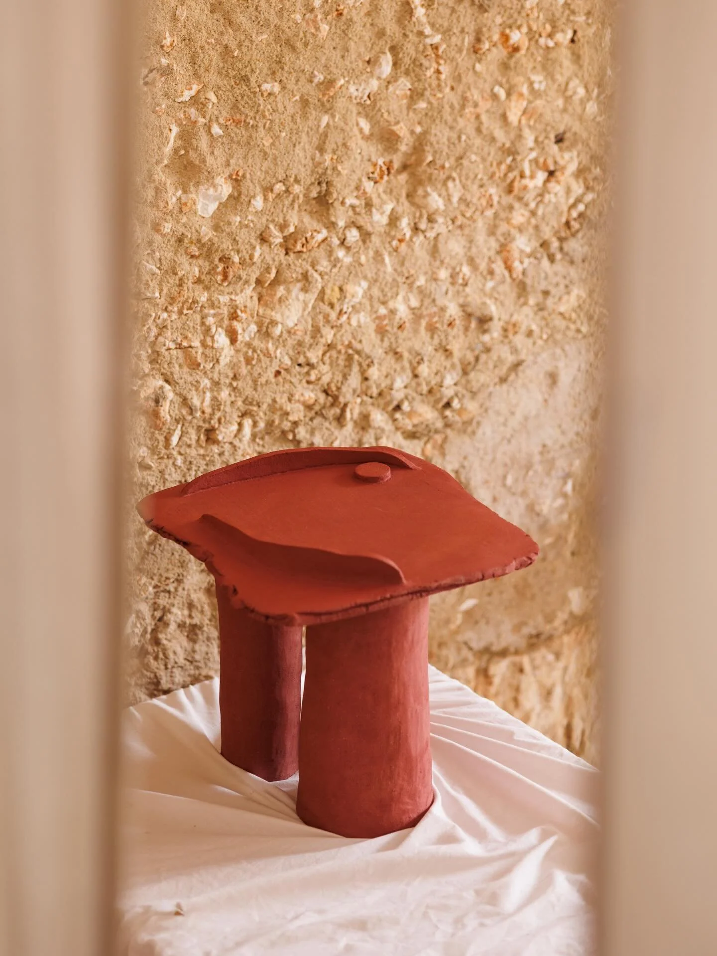 Playground Coffee Table II

Handmade in Lisbon by Tatiana Ferreira, this piece is part of the PLAYGROUND series, a small edition of handcrafted works that balance sculptural form and function. Crafted in red stoneware with a matte varnish finish, eac