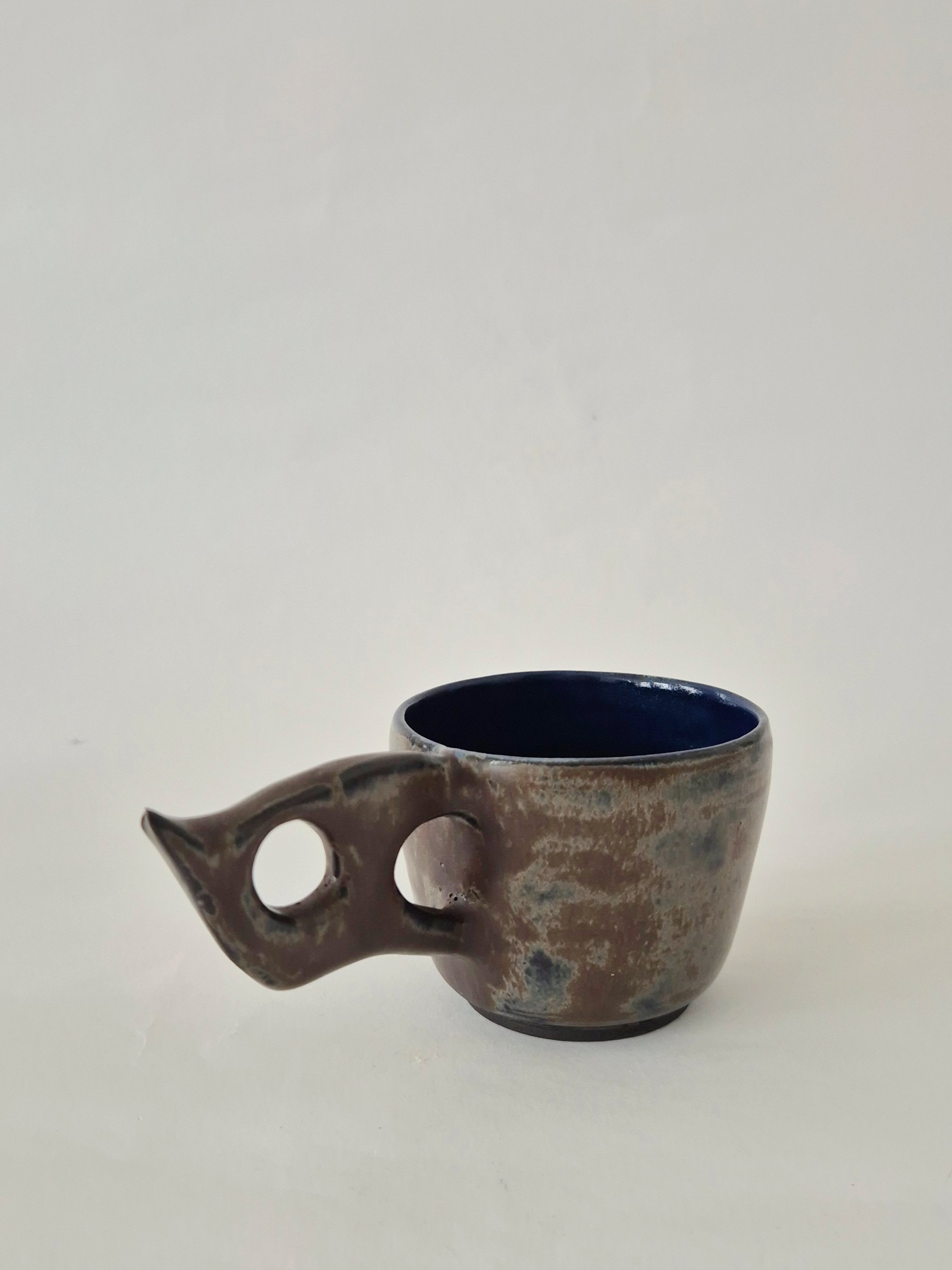 05.A FLAME mug Nimbus 02.jpg