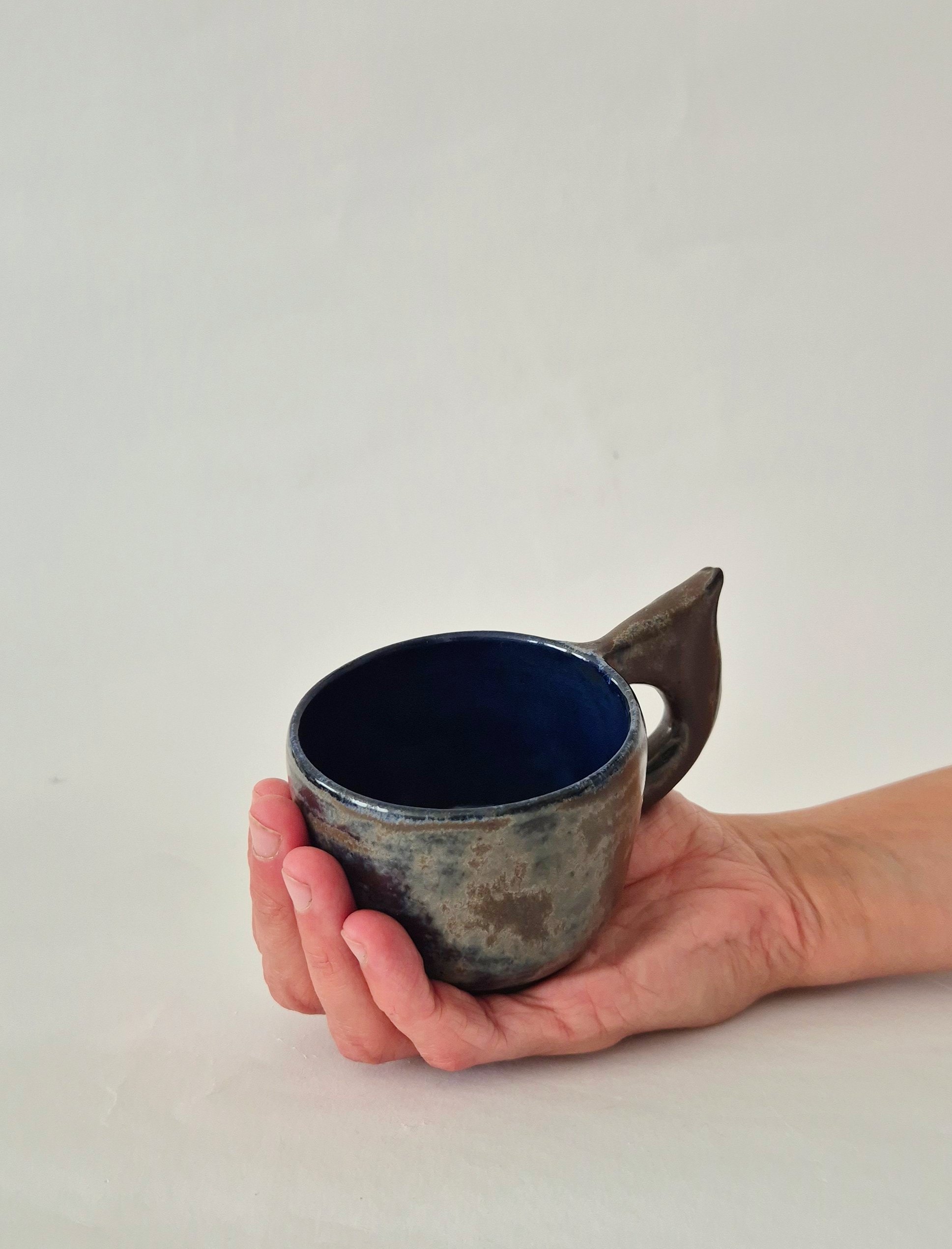 05.C FLAME mug Nimbus 03.jpg