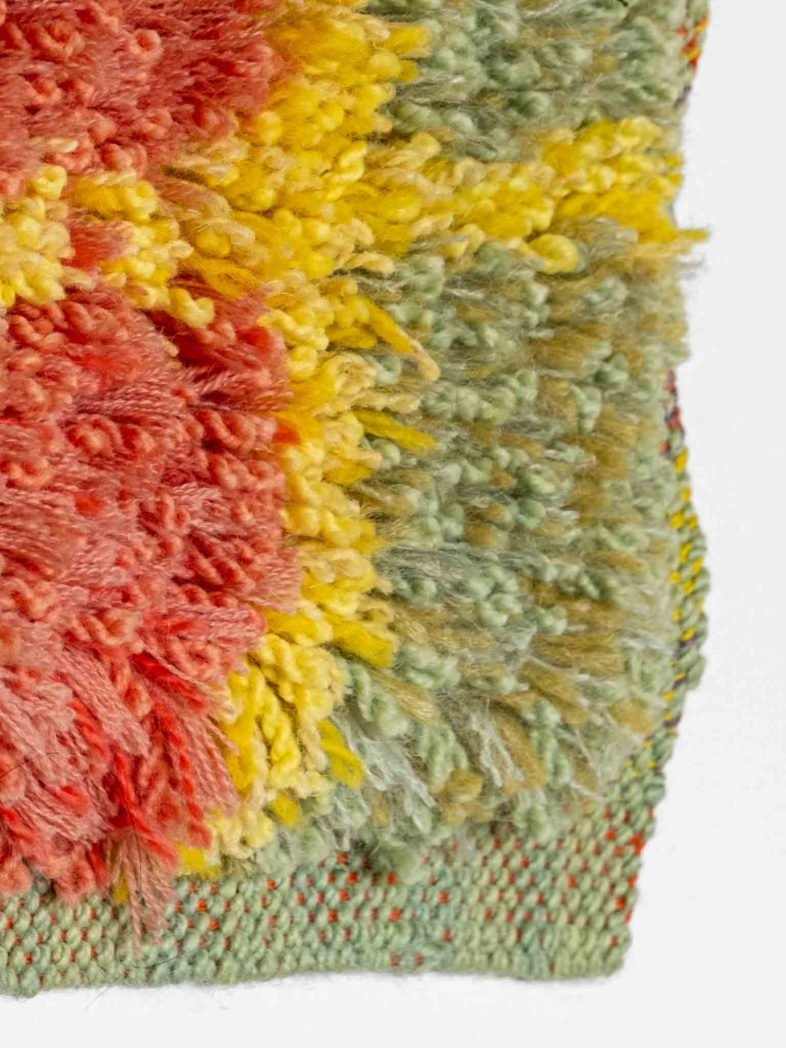 Rya window_detail.jpg