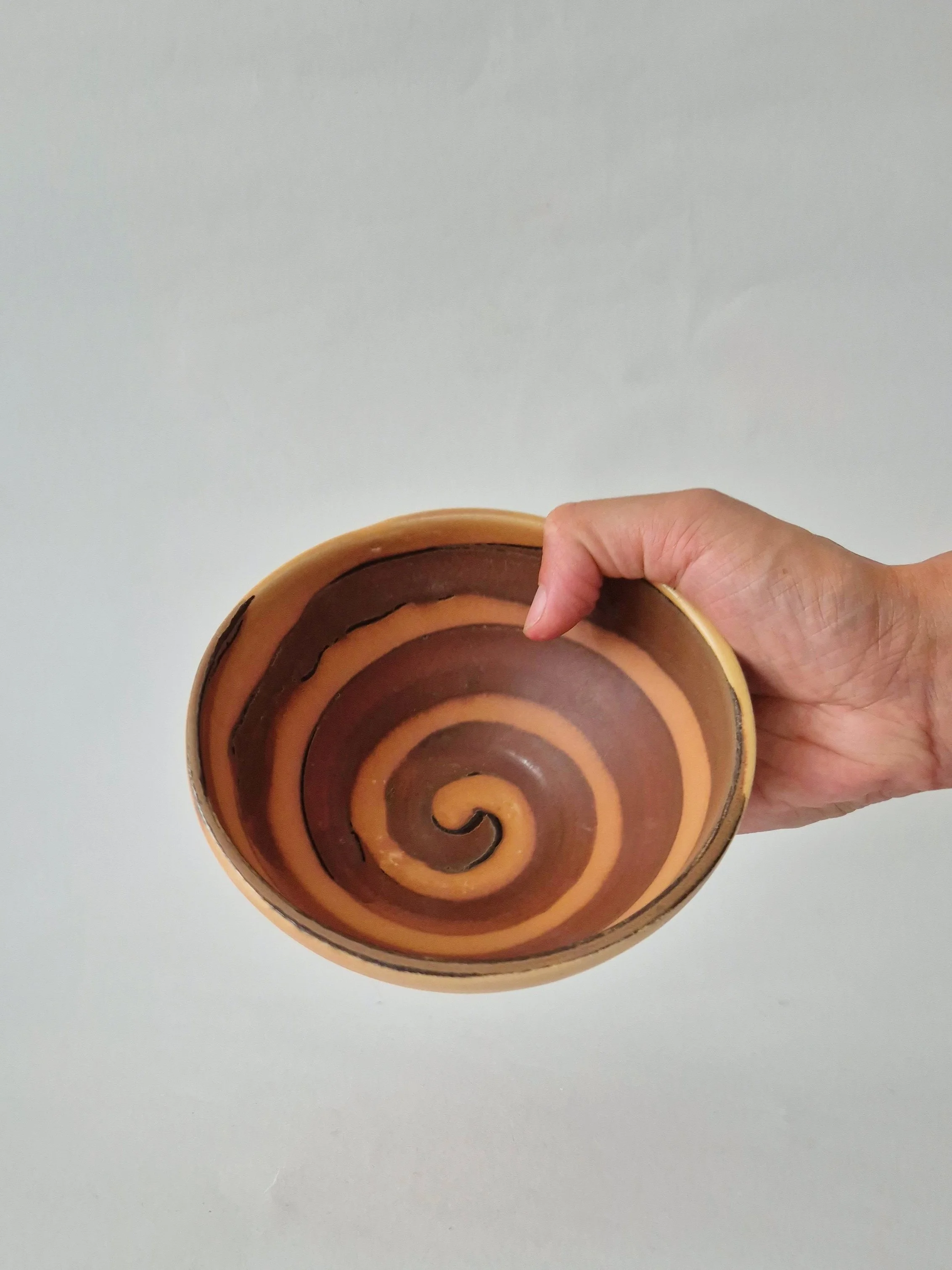 03 SPIRAL bowl 02.jpg