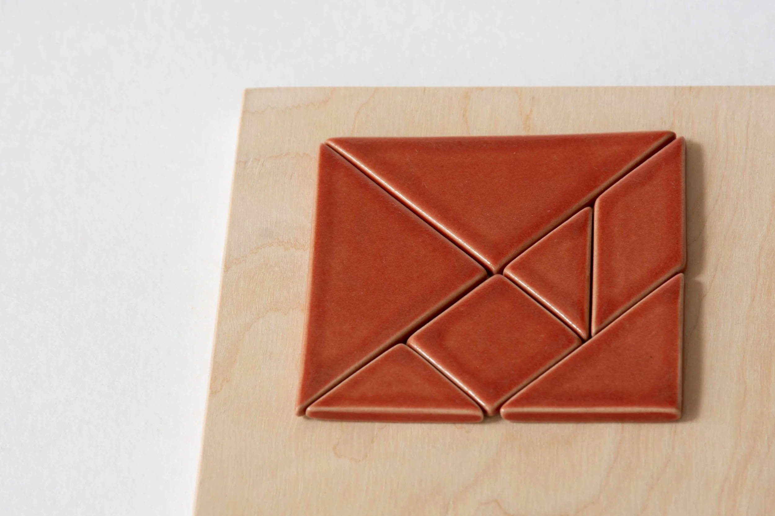 Tangram_Red_1.jpg