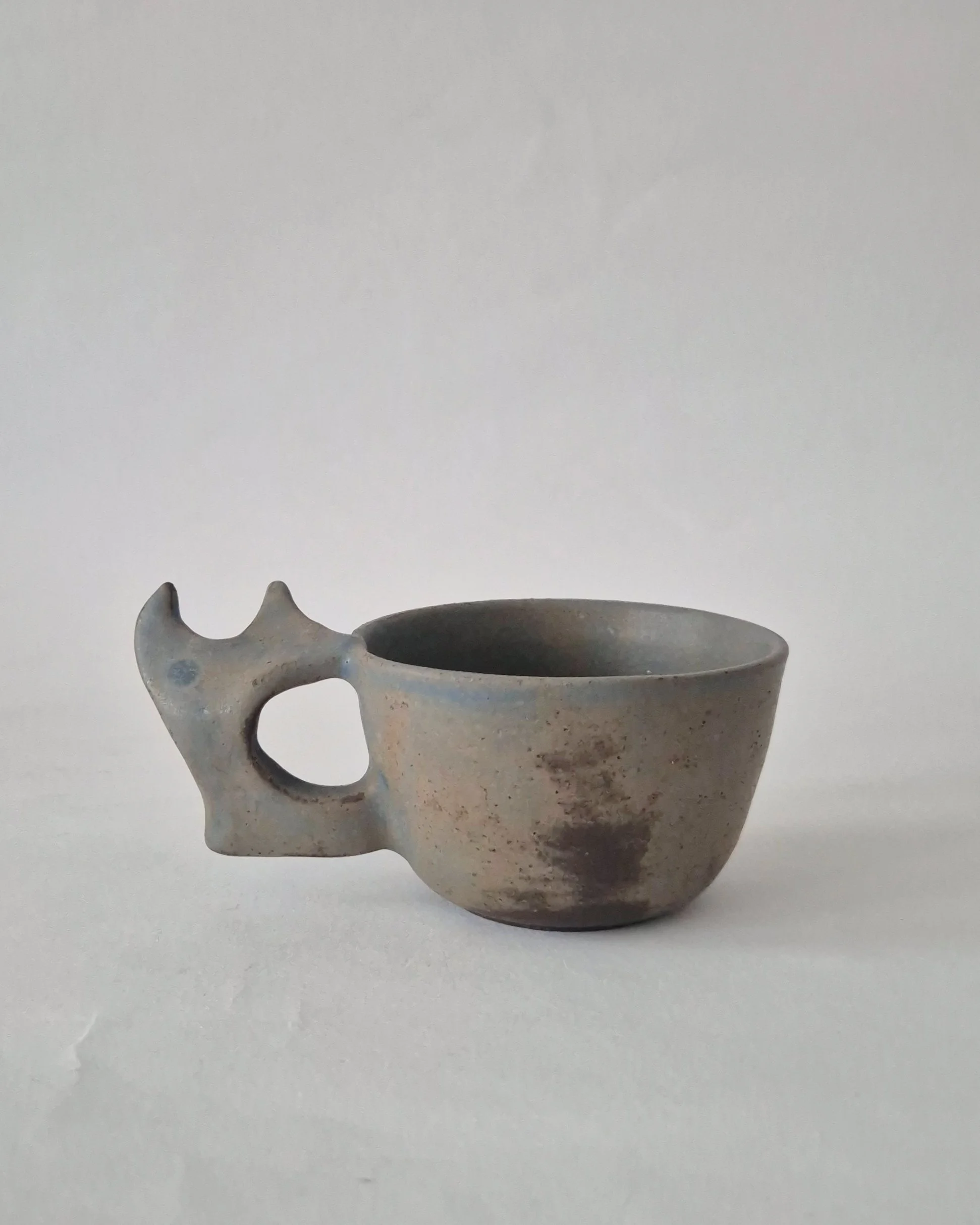 07.B FLAME mug Whale 01.jpg