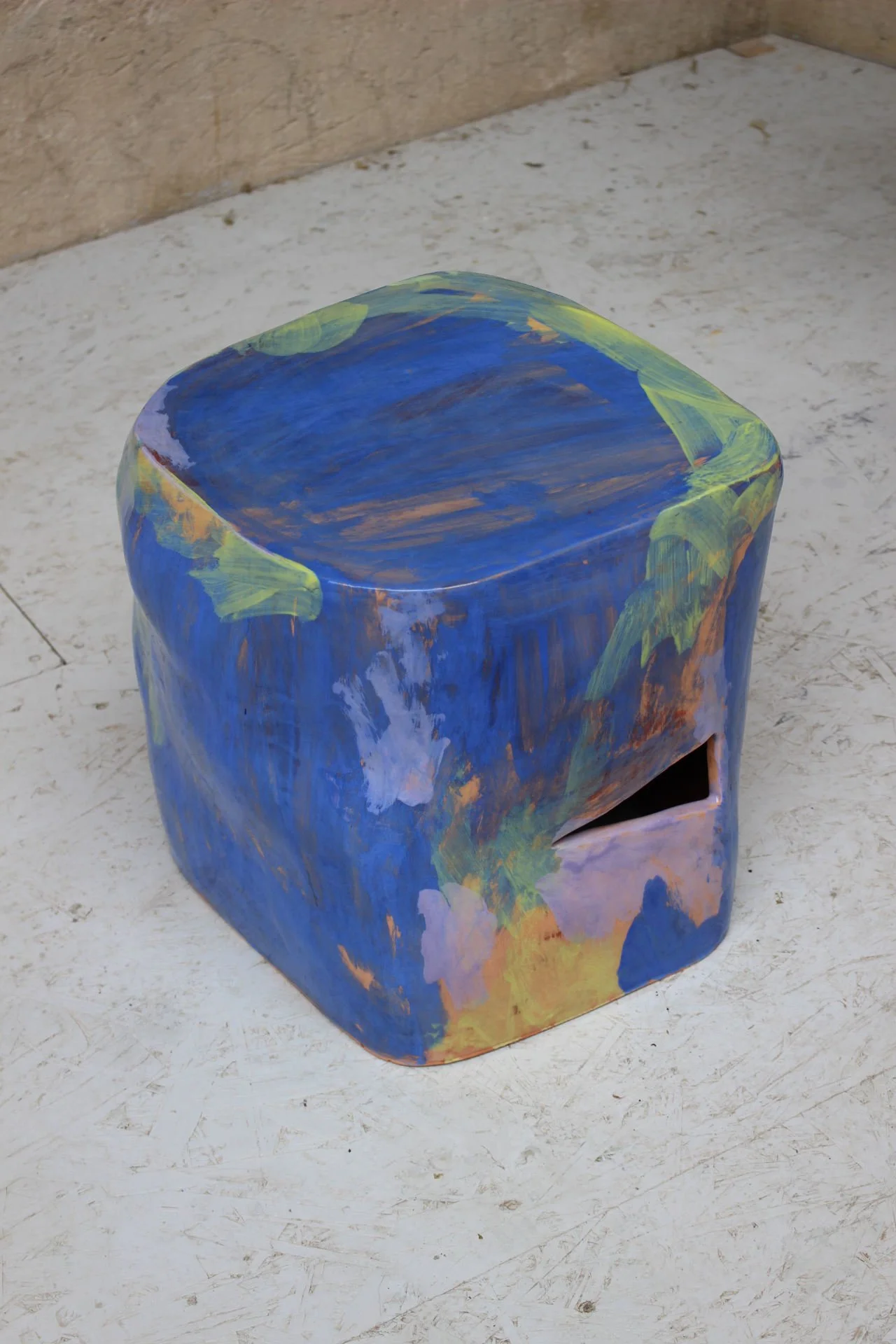 Blue stool1.jpg