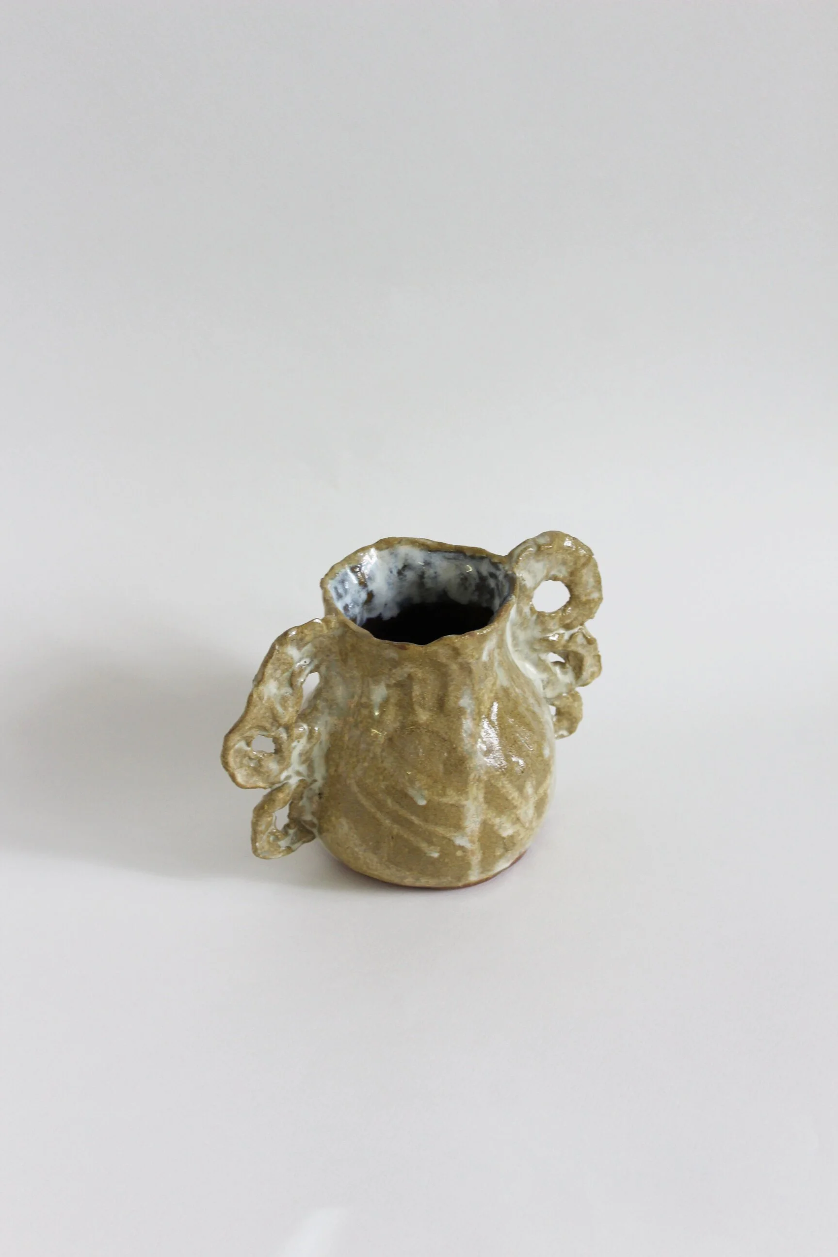 OleksandraSamokhina_TheLakeOneVase_03.jpg