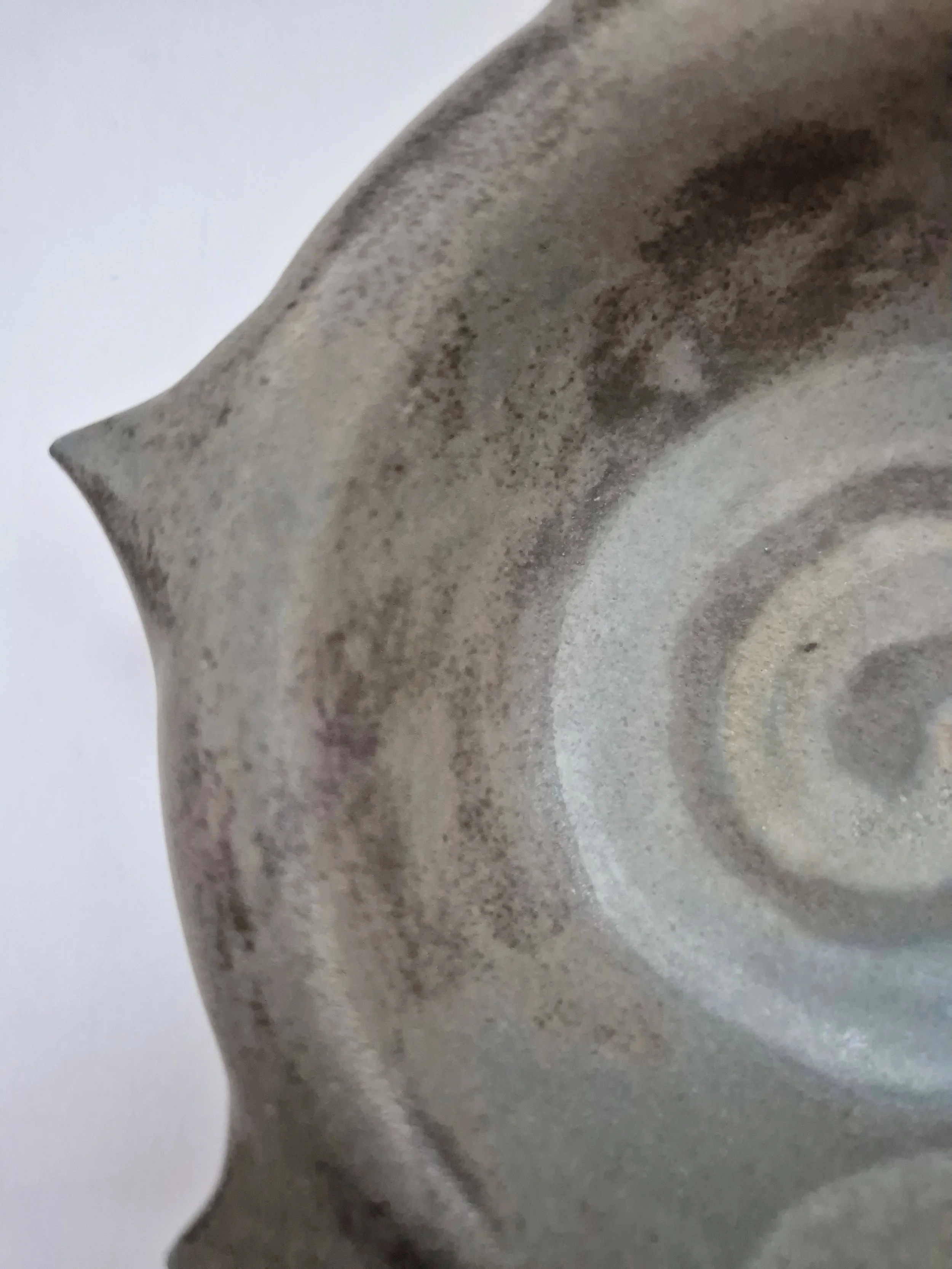 01 BRAMBLE encense holder Whale 07.jpg