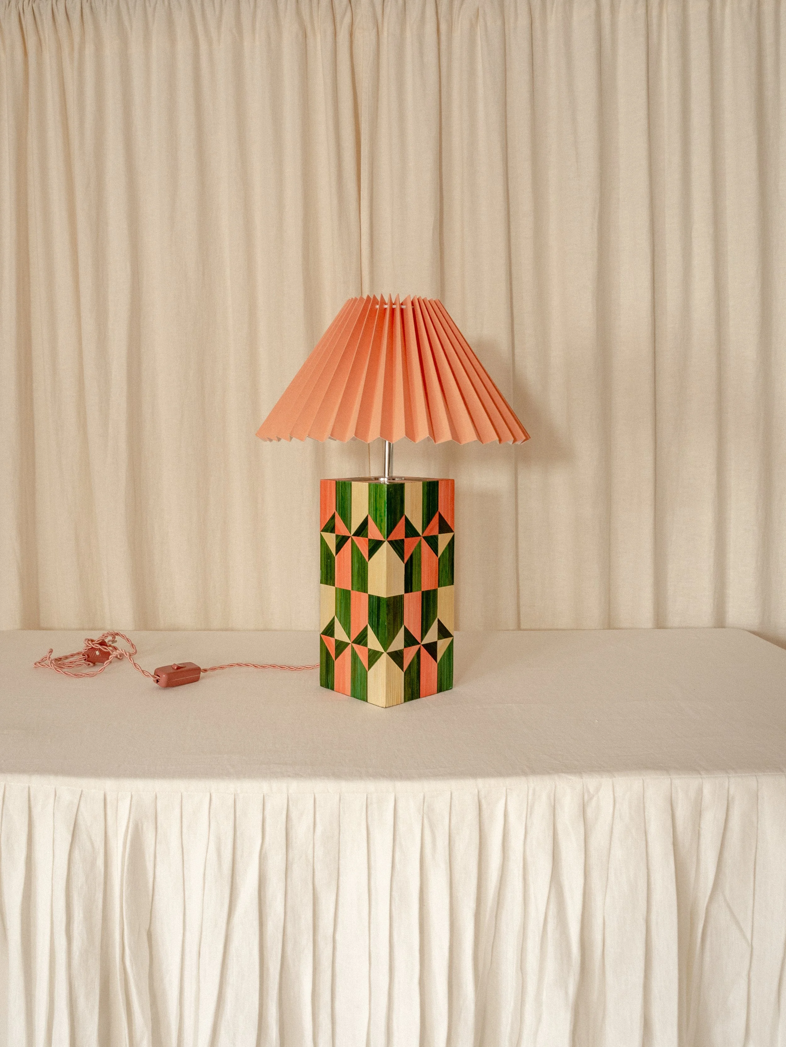 Lamp 01 Pink Green Butter