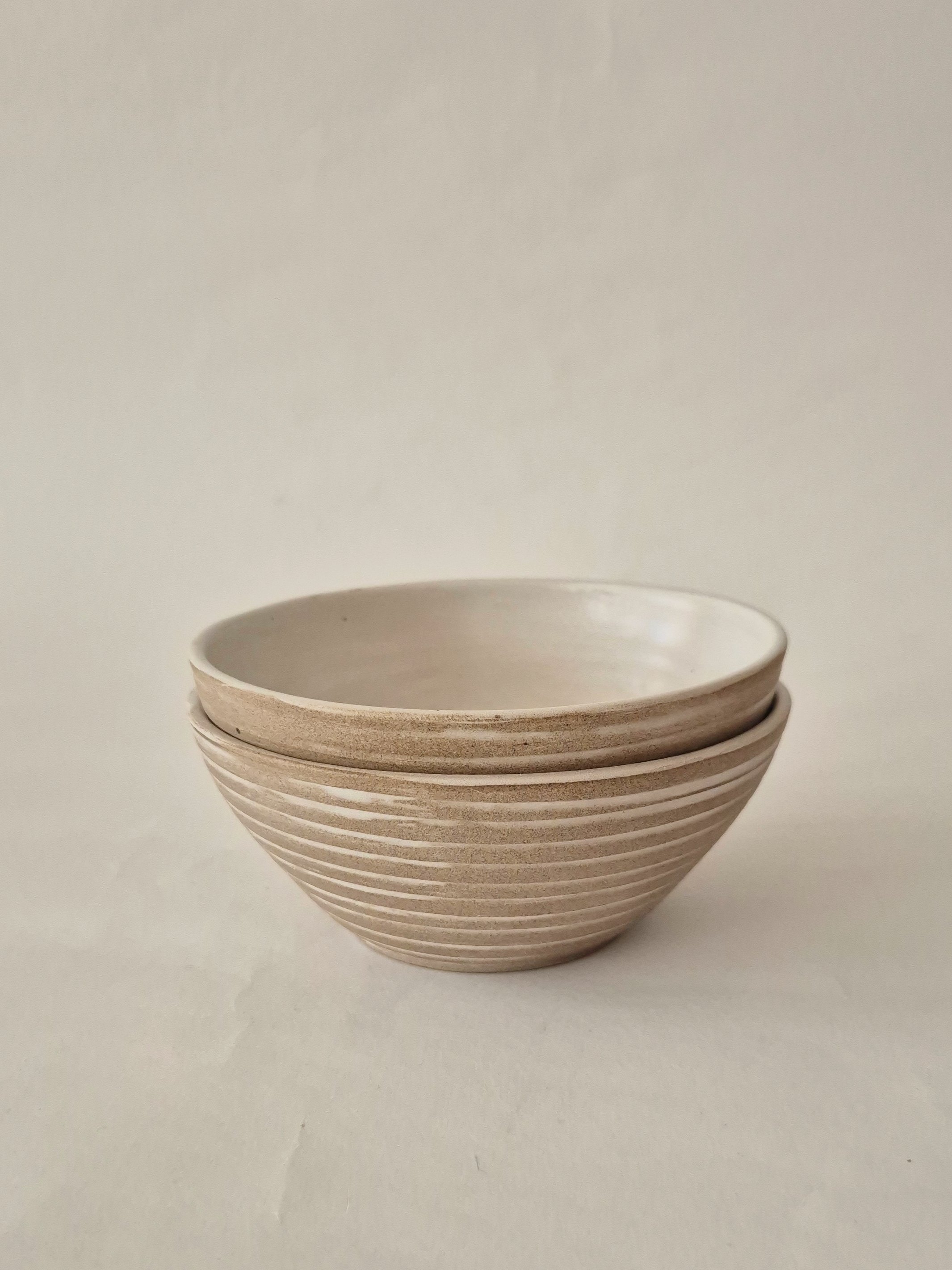 06. EVERYDAY textured bowl White01.jpg