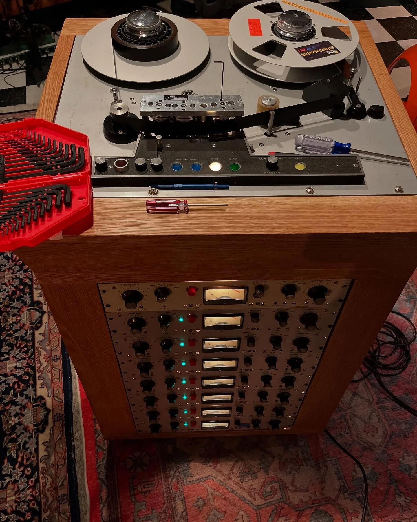 Won a Grammy as mixer while I was at @electricladystudios tonight servicing this Scully with @austinmchristy . I guess that&rsquo;s what being a holistic audio engineer looks like? Thanks to @elmichelsaffair for utilizing both sides of my brain, and 