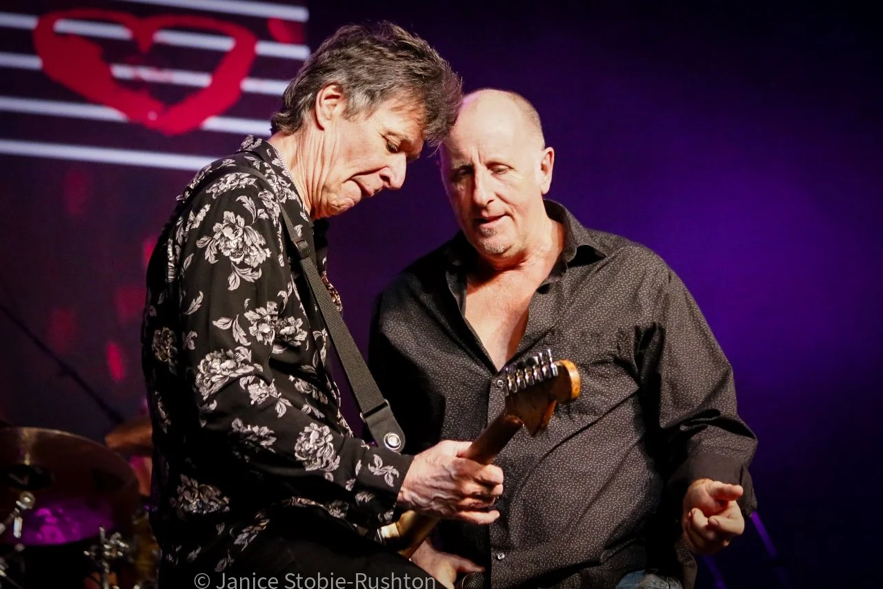 Streetheart and Honeymoon Suite December 27 j