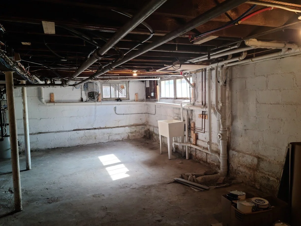 lexington-before-basement-abbeyk..jpg