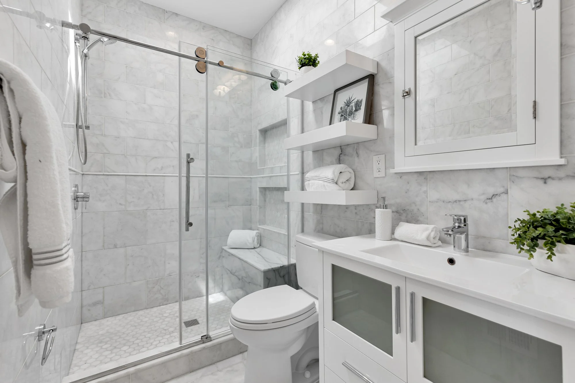 1109 I St NE -0035.jpg