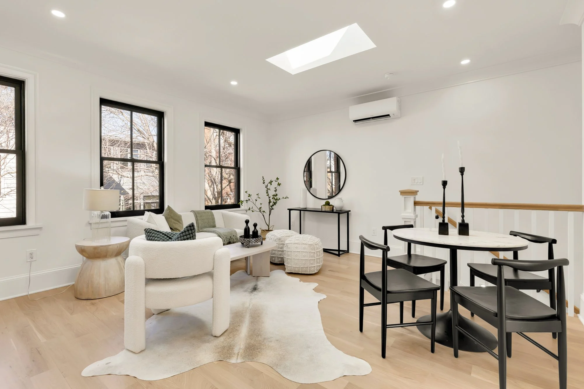 639 A St SE-0068.jpg