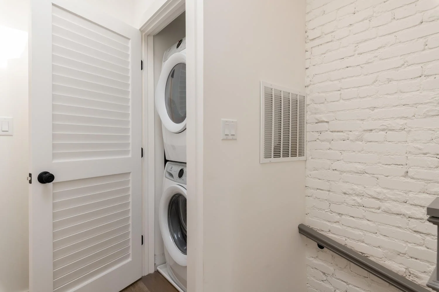 1157 Abbey Pl NE Washington DC-large-018-20-DSC 0827-1500x1000-72dpi.jpg