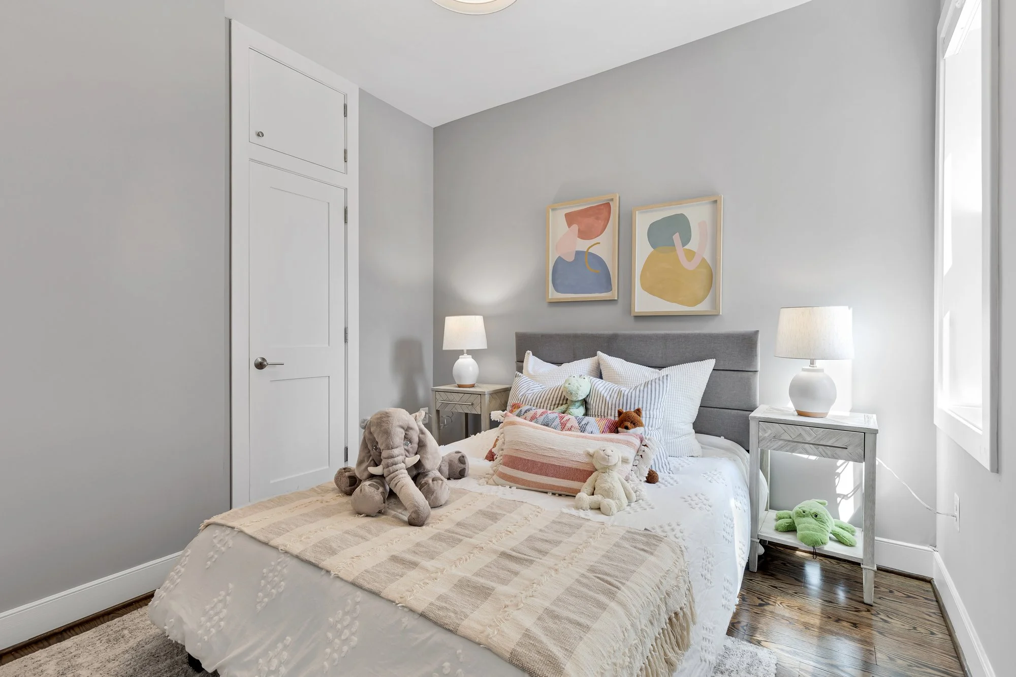 1109 I St NE -0032.jpg