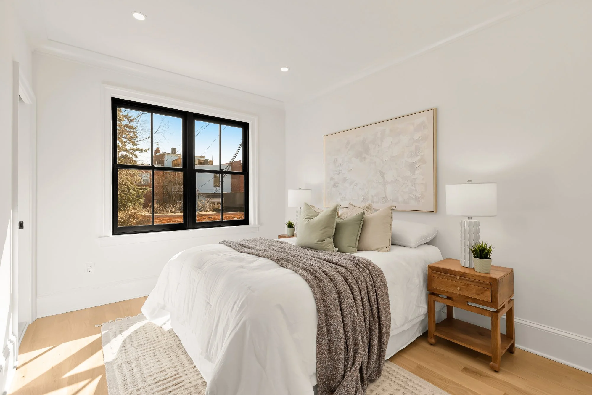 639 A St SE-0074.jpg