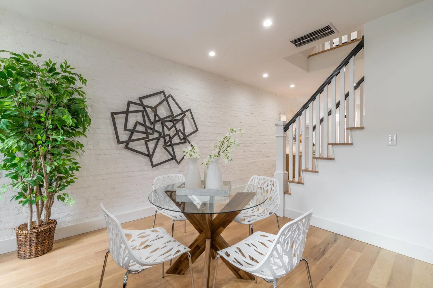 515 F St NE Washington DC-large-010-021-DSC 9900-1500x1000-72dpi.jpg