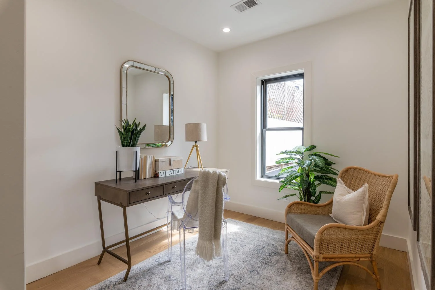 515 F St NE Washington DC-large-026-013-DSC 9801-1500x1000-72dpi.jpg