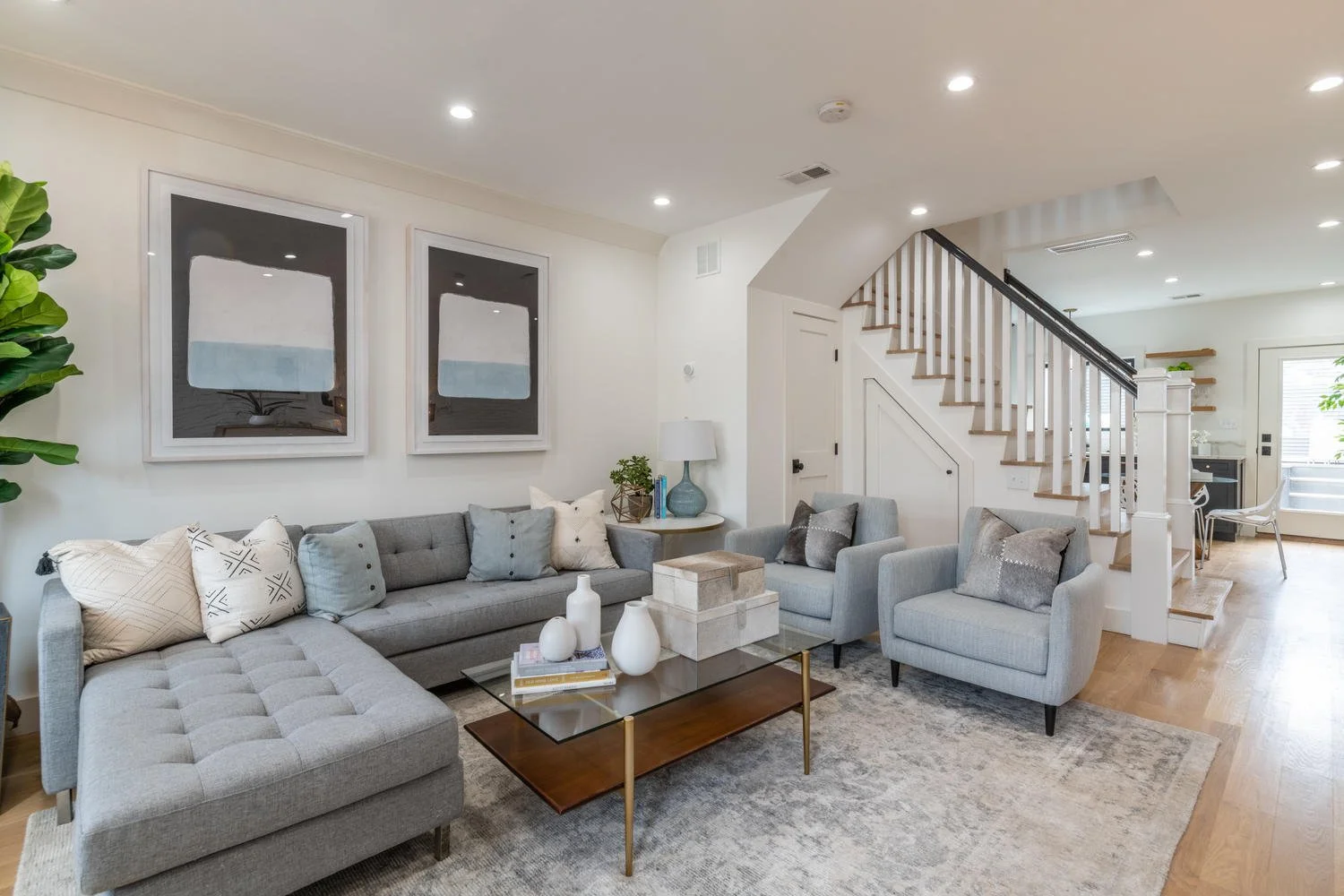 515 F St NE Washington DC-large-005-029-DSC 9936-1500x1000-72dpi.jpg