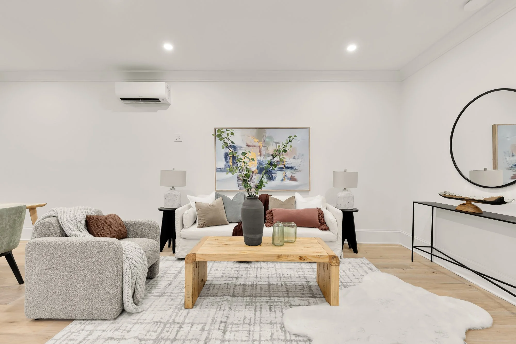 639 A St SE-0051.jpg