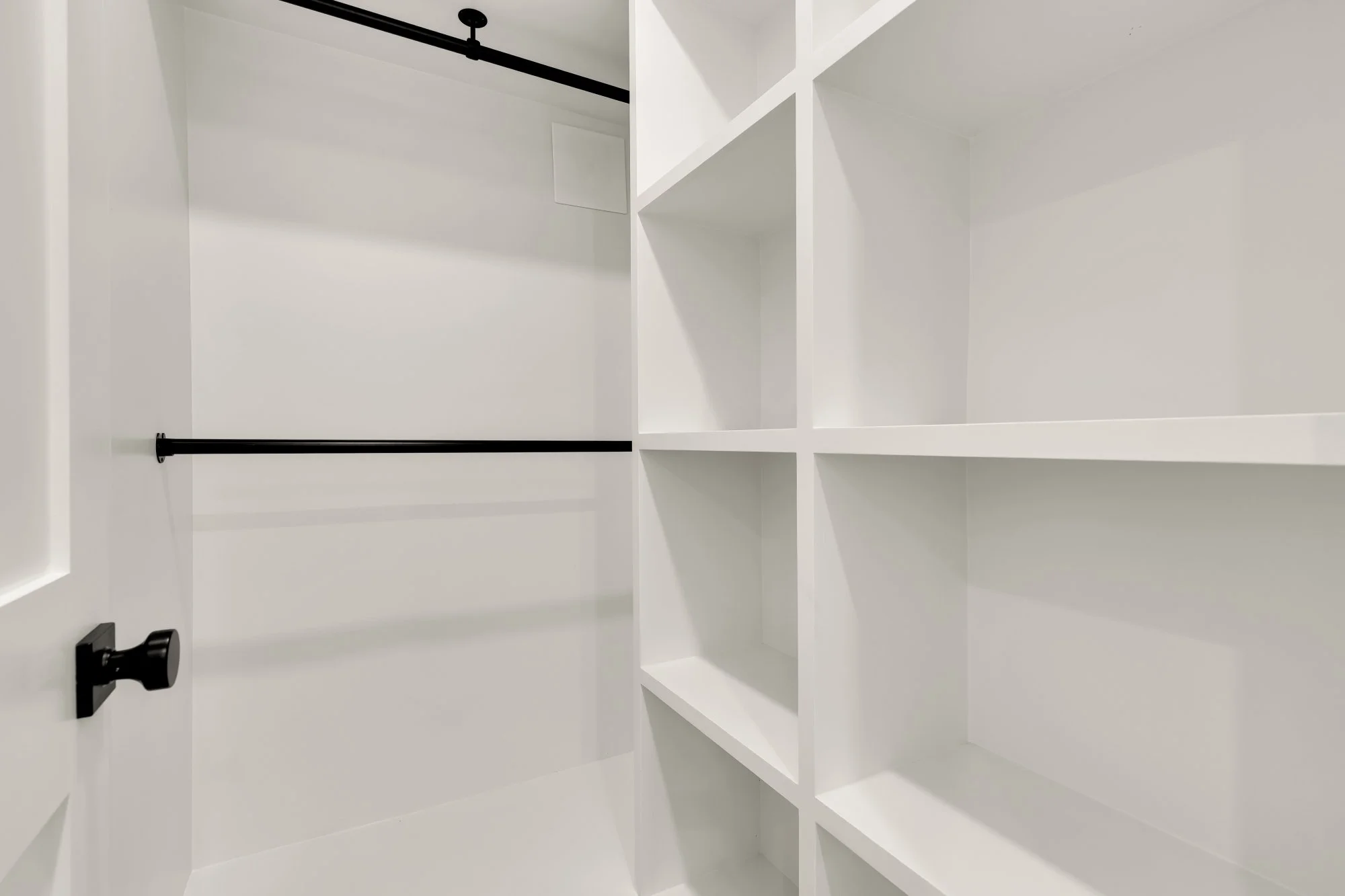 639 A St SE-0063.jpg