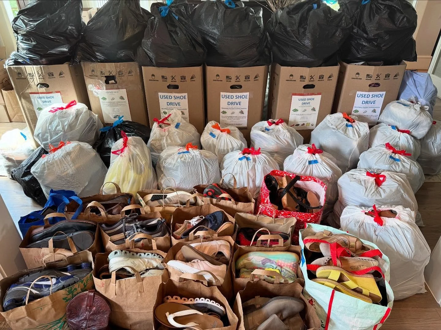 @strakejesuit is, no doubt, forming Men for Others! Strake Jesuit Key Club partnered with Next Step Shoes to host a school wide used shoe drive. This amazing community donated a record setting 660 pairs of shoes to Houstonians in need. Large sized me
