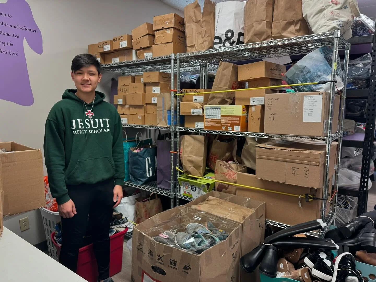 What a great way to start off the new year! Happy to share over 400 pairs of shoes with @clothedbyfaithtx Thank you to everyone who has donated to us this past year and helped make a difference for some many people!