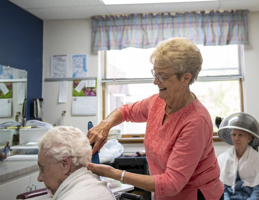 Beauty salon services available on-site