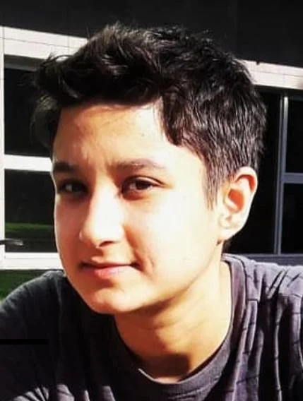 WhatsApp Image 2025-10-16 at 16.58.43_a0a2cfbc.jpg