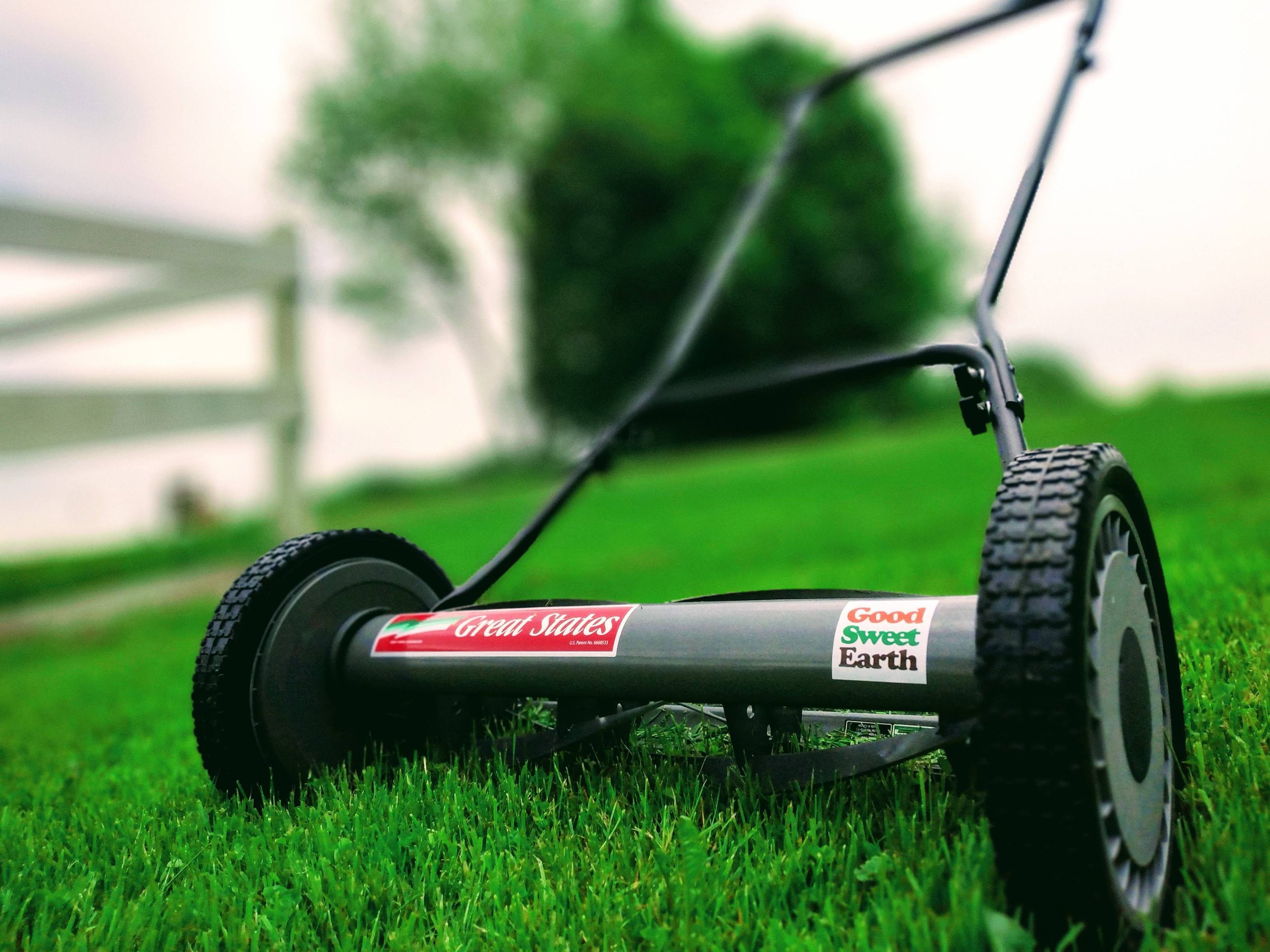 New: 18-Inch eco-friendly 5-blade reel mower