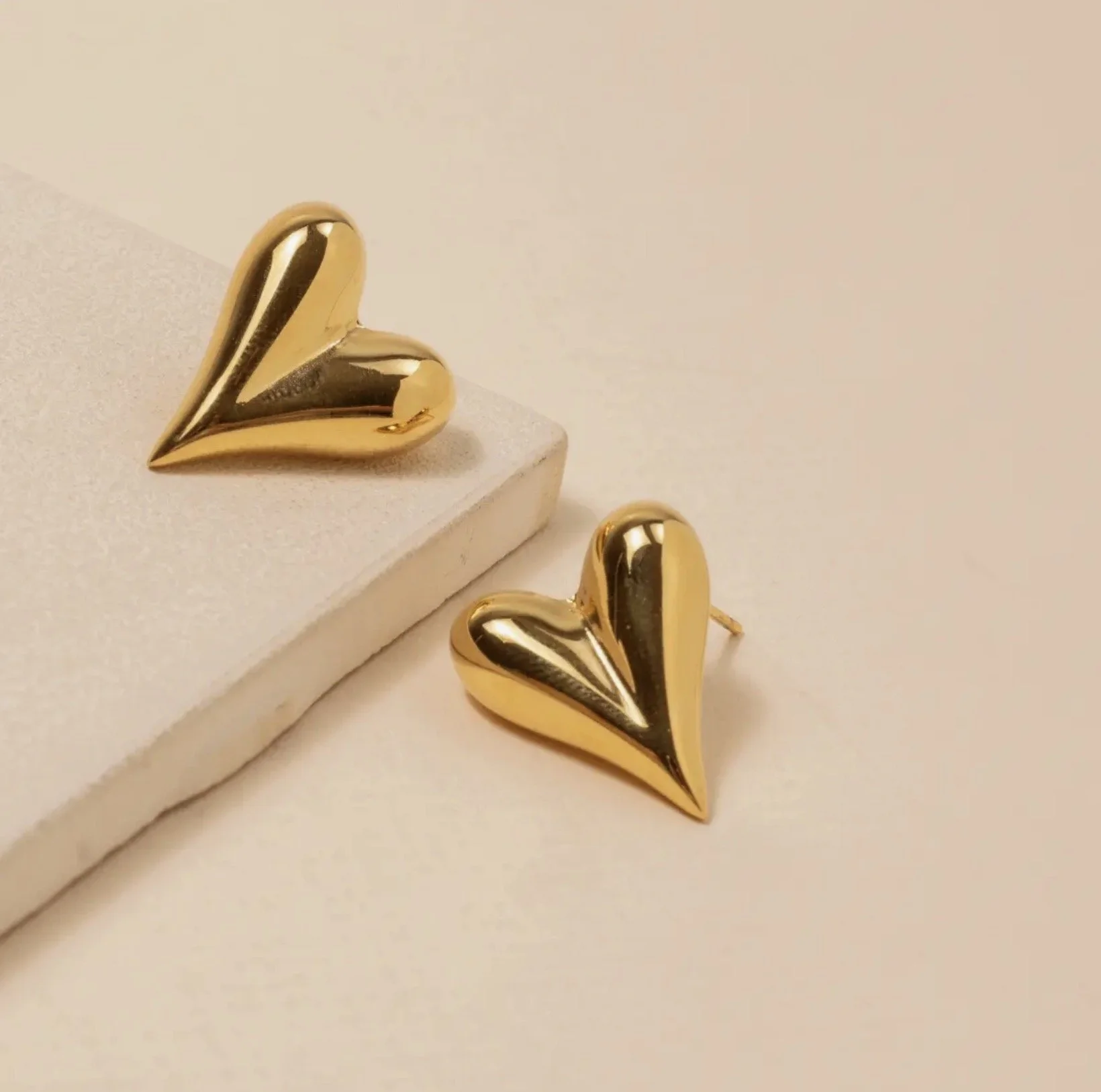 Heart earrings -18k gold plated