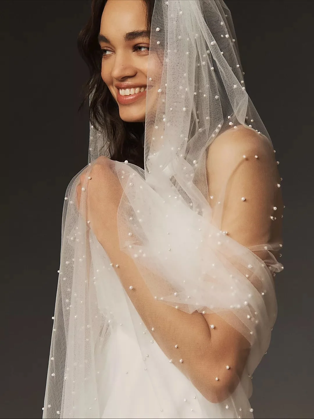 Are we team veil or no veil?

We love a good veil, and these stunning veils from @bhldn are show stoppers 🤍