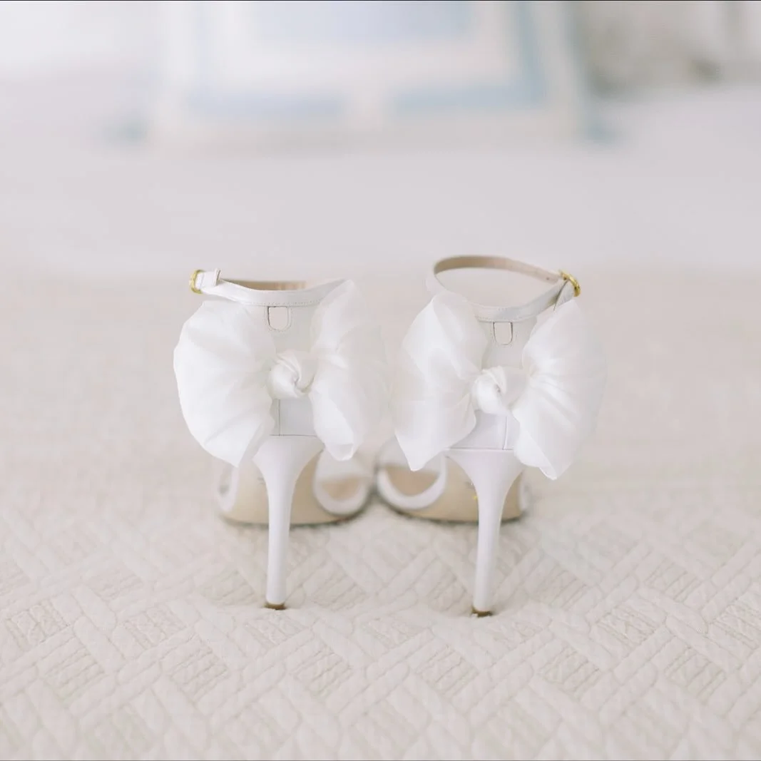 Have you picked your wedding shoe? Drop your dream wedding shoes in the comments 👇🏻