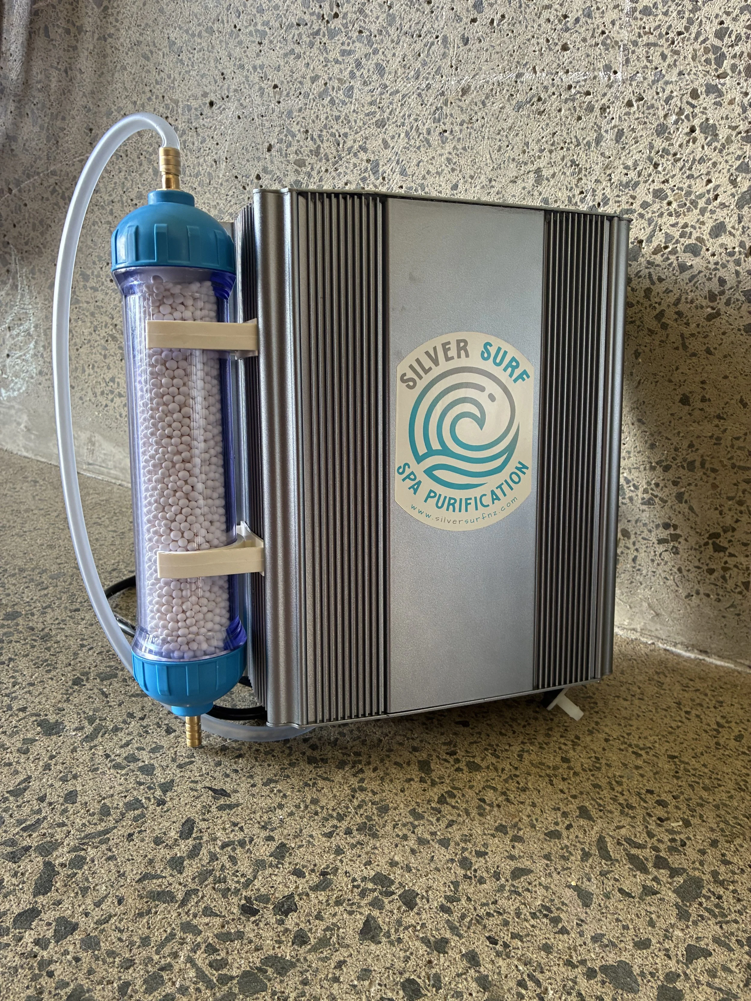 ELIX Ozone Powered Sanitiser Console