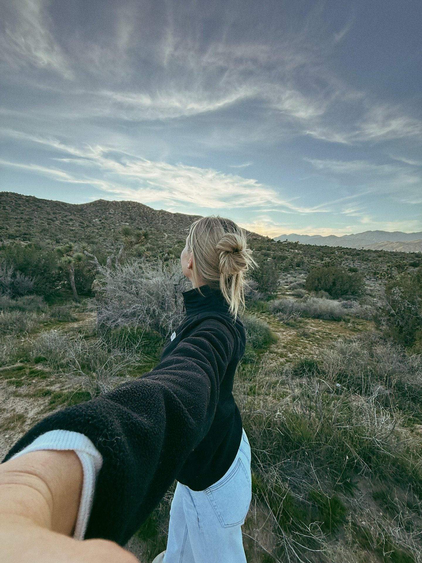 A little new moon photo dump 💭✨ making rose cacao before layering up for an evening hike, ancestral healing practices, getting to lead soul purpose masterminds, and some quotes that have been raising my frequency lately 🫶✨ what&rsquo;s your vibe fo