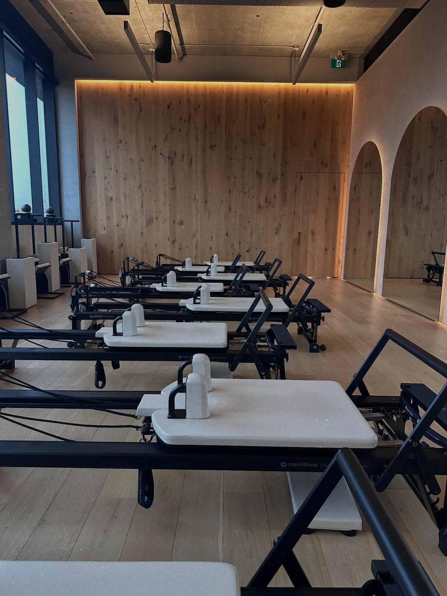 Thursday Dump.
Mostly puppies + pilates 🐶🤸🏾