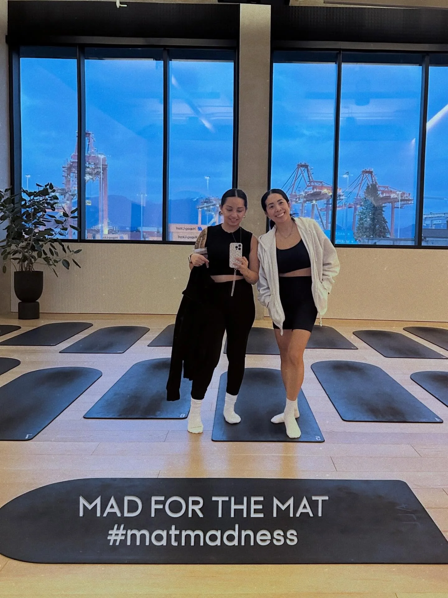 Lifestyle changes 🫰🏽
Only took me 42.11 years to get here 🫠
Grateful for @b3w311 for supporting me, always 🫶🏽