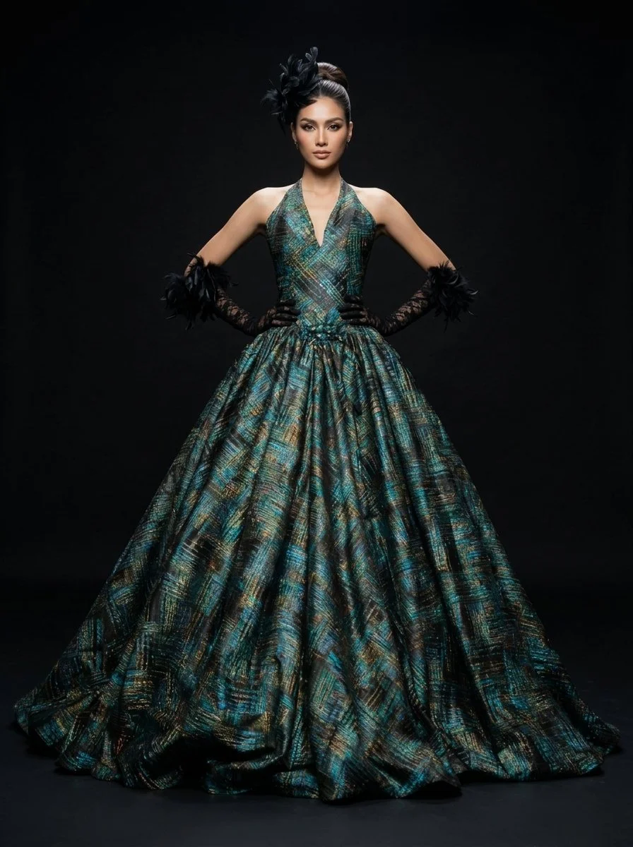 Supermodel_wearing_halter-neck_gown_202607150915.jpeg
