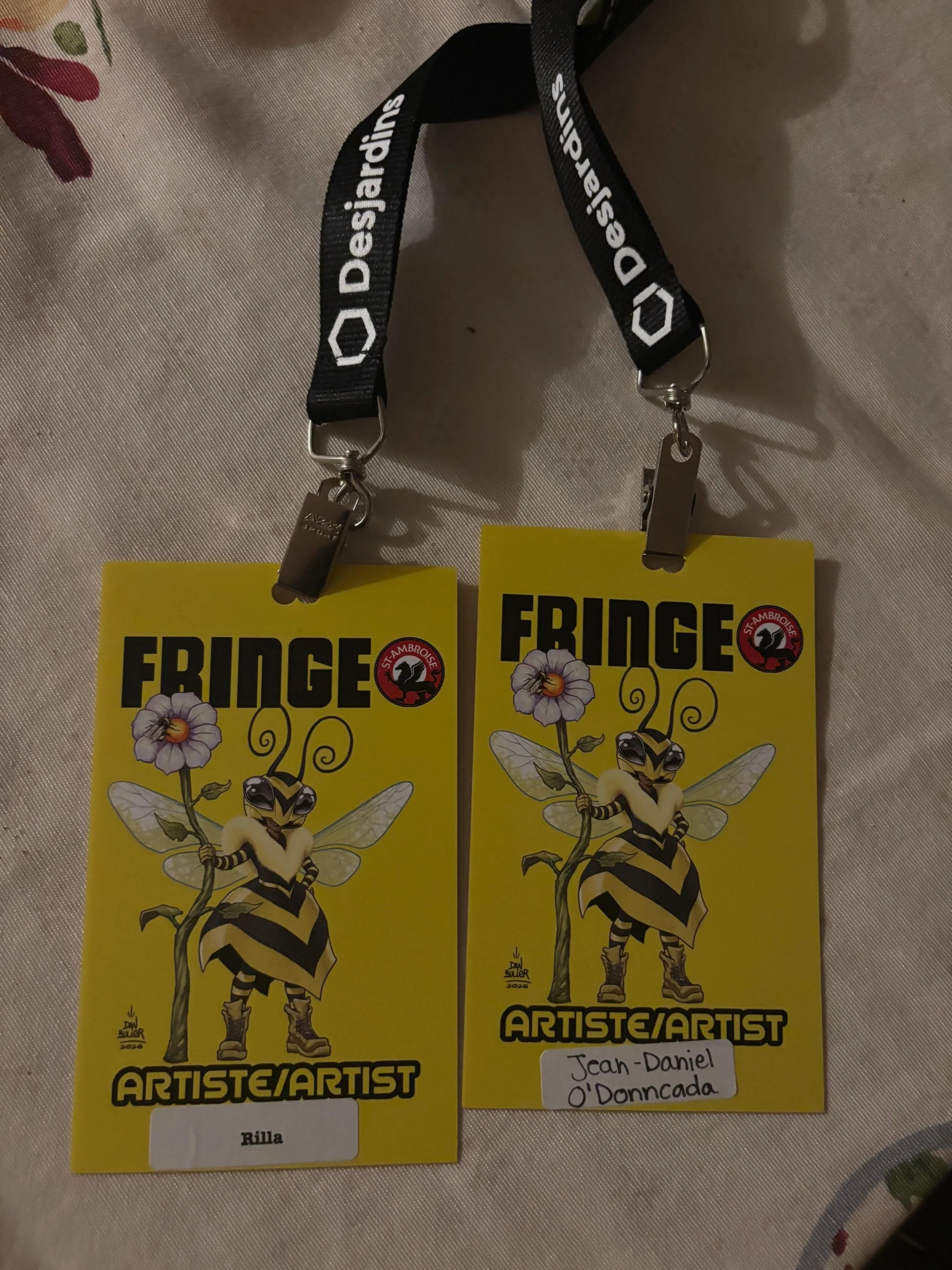 Our fourth Fringe festival, but the first to treat Rilla like the professional costar she is. Merci @fringemtl