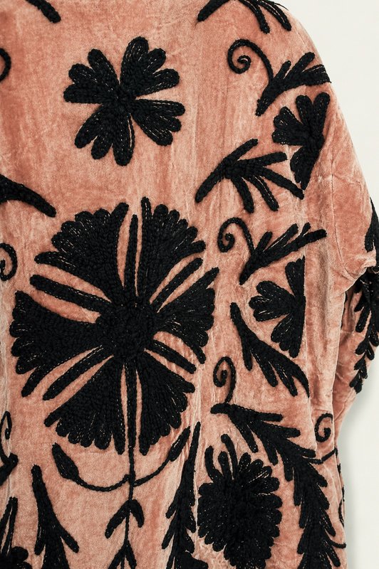 Kimono Joan Gold 3-2.jpg