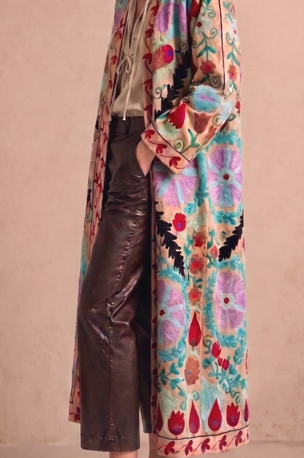 Kimono Almond Suzani
