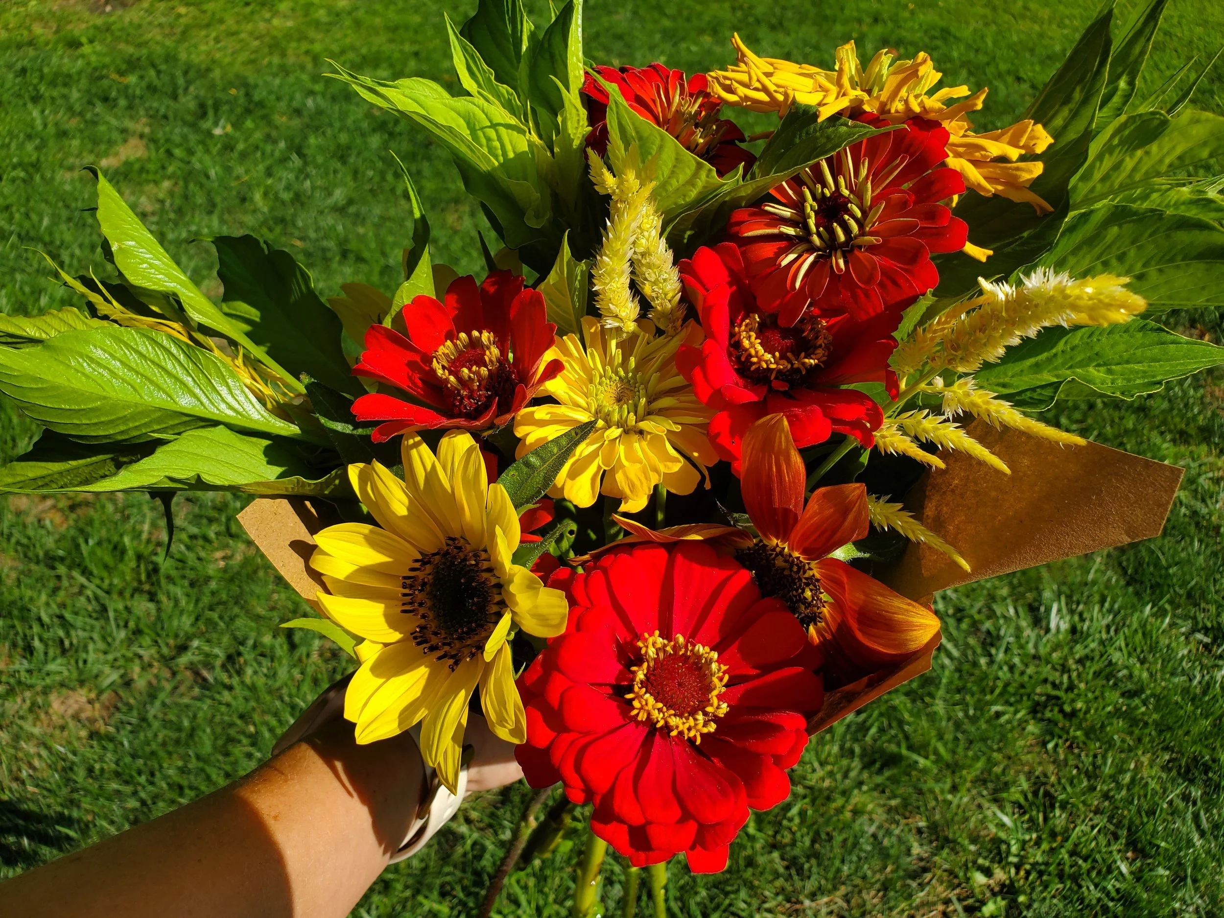 Cyclone Mix Bouquet