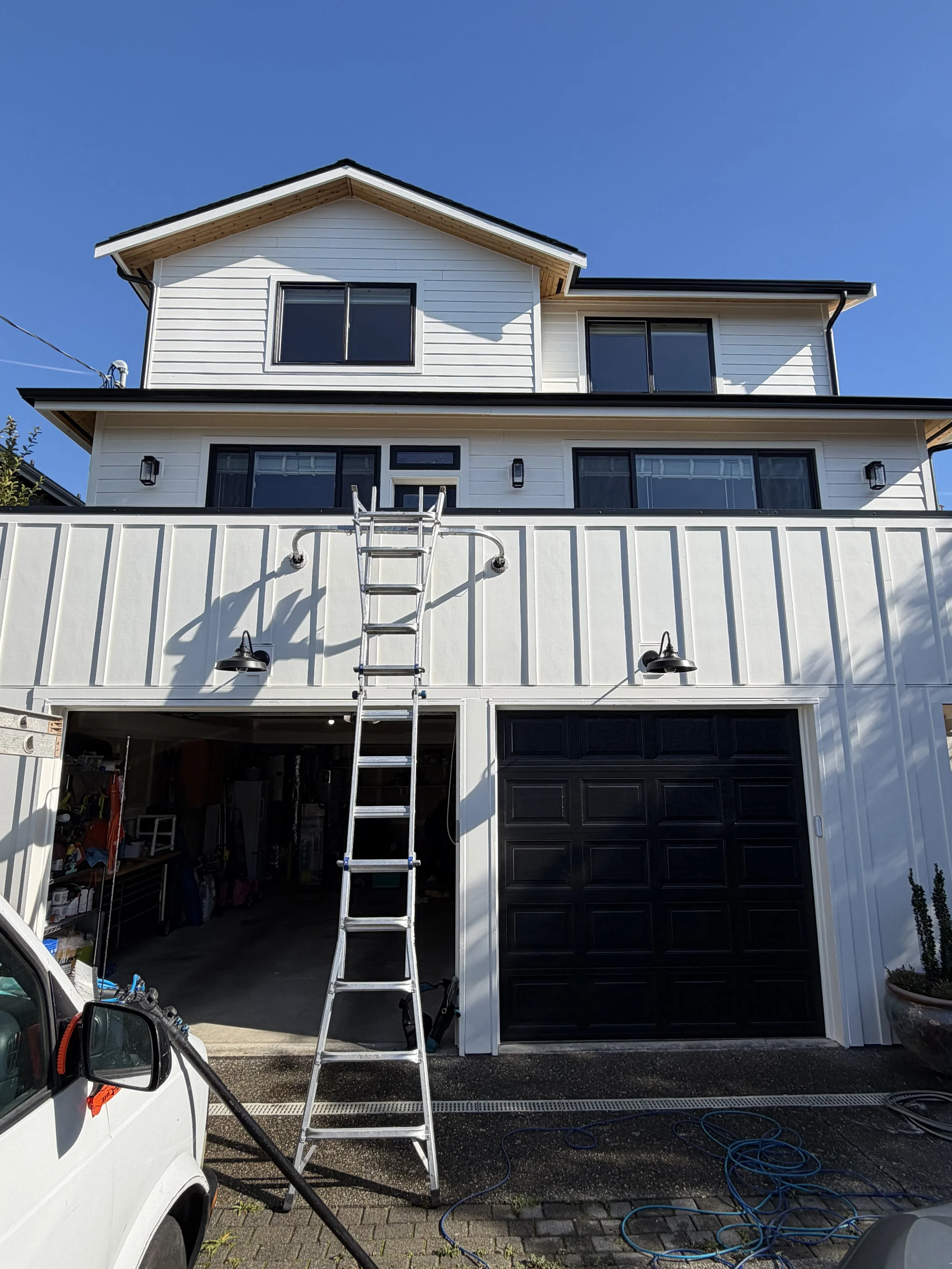 Exterior Window Cleaning- West Seattle