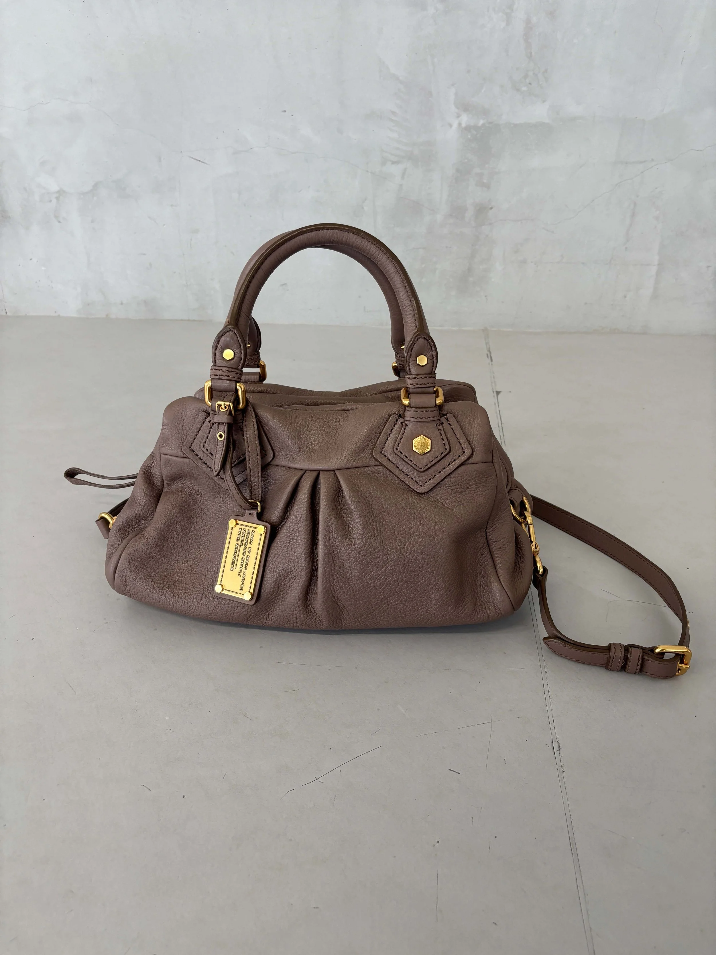 BROWN-GREY CLASSIC Q BABY GROOVEE SATCHEL