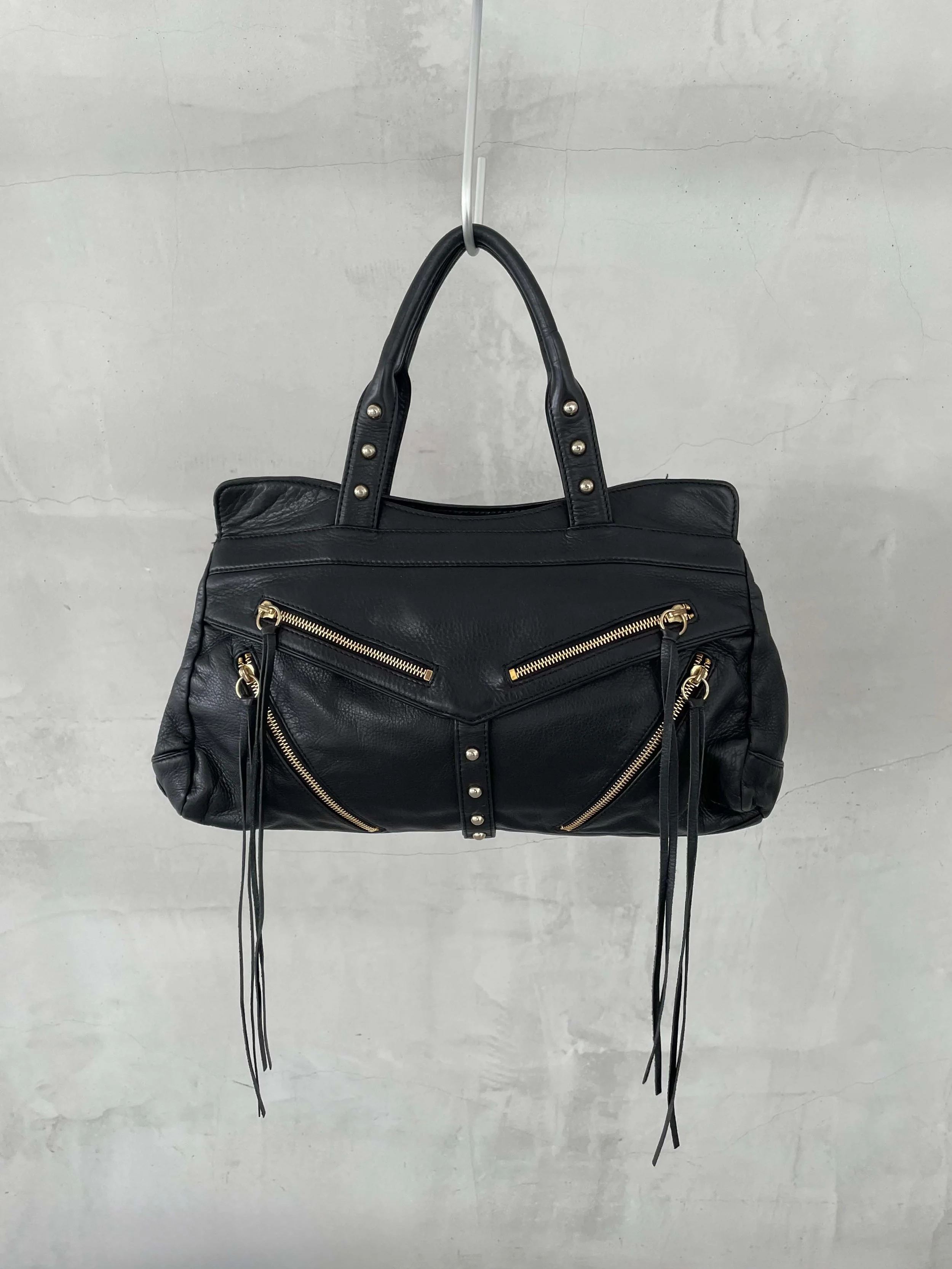 TRIGGER BLACK LEATHER CITY BAG