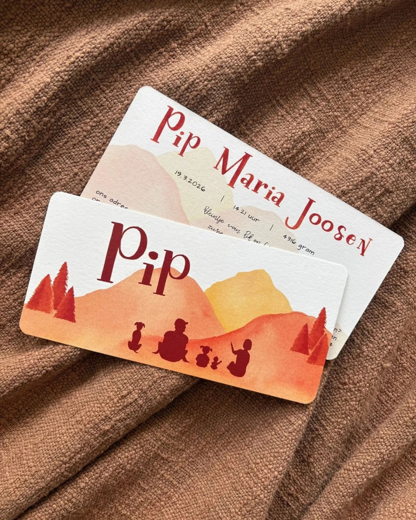 Het was hier even wat stiller, maar ik heb z&eacute;ker niet stil gezeten. In de afgelopen periode heb ik aan een hoop toffe opdrachten gewerkt (later meer) &eacute;n&hellip; ben ik voor de tweede keer tante geworden! 👶🏼🧡

Net als het geboortekaar