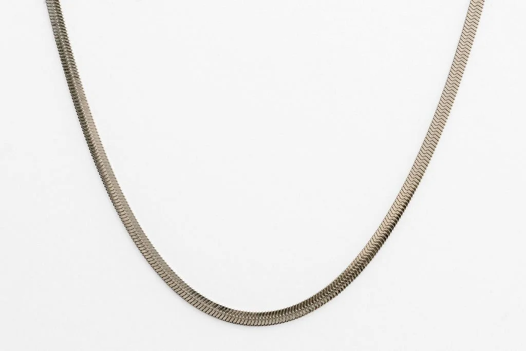 Lupinus necklace silver