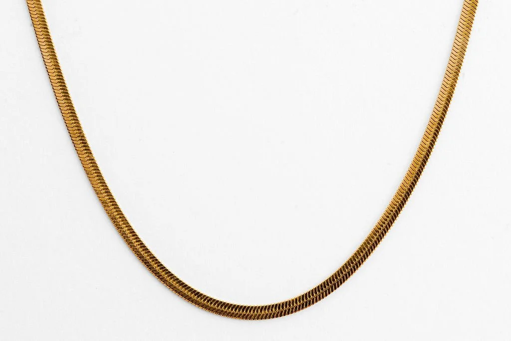 Lupinus necklace gold