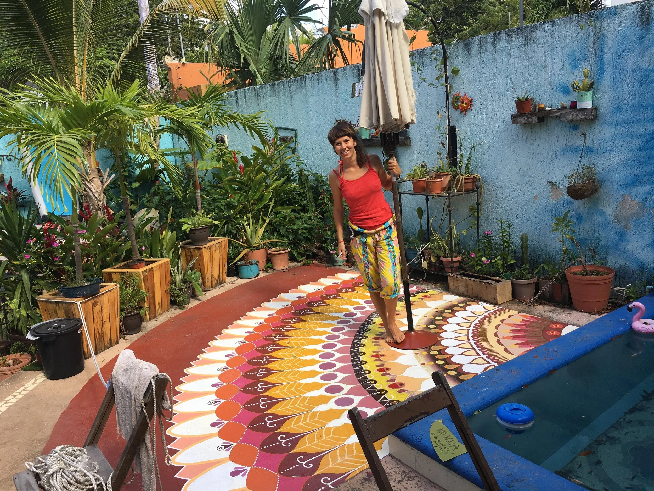 Mandala on the floor in Mexico, Cozumel Island
2019
La Casona
​
Painted with acrylic.
Diameter: 3.5 m